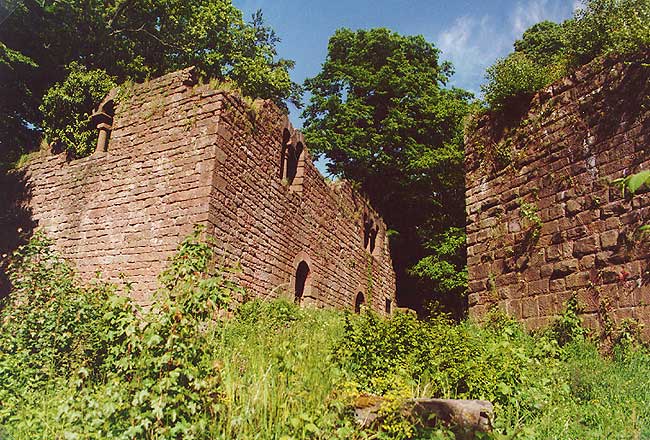 Restaurierte Ruine der Mittelburg (Nicolai Knauer, ca. 2003)