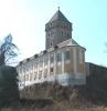 Neuhaus: Feldseitige Ansicht von Schloss und Bergfried. Foto: Patrick Schicht (2005)