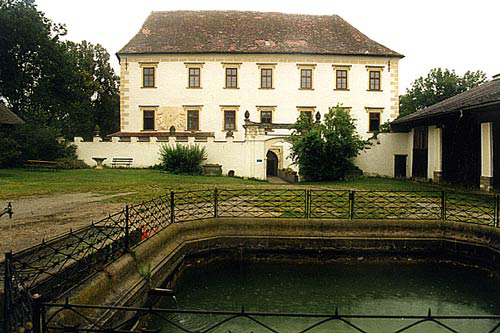 Drösiedl: Gartenfront des Schlosses. Foro: Gerhard Reichhalter (1999)