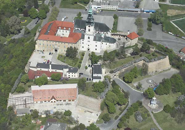 Nitriansky hrad, Luftbild von S0 (Foto: I. Kuzma, A SAV Nitra).