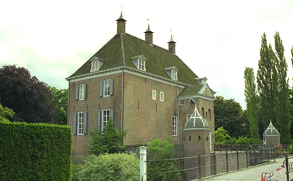 Ophemert, foto: Wielen (1998)