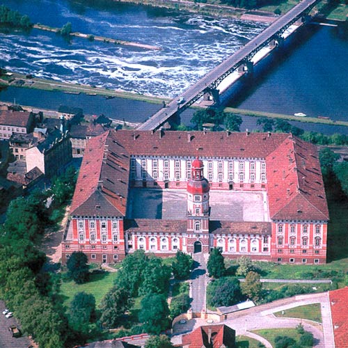 Leteck snmek zmku - Luftaufnahme des Schlosses